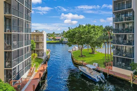 20 Royal Palm Way #5050, Boca Raton, FL 33432