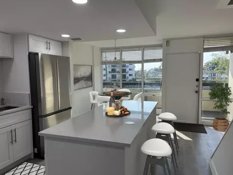 1401 S Federal Hwy #215, Boca Raton, FL 33432