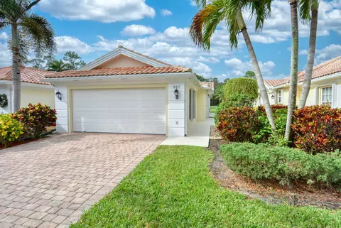 867 SW Tamarrow Pl, Stuart, FL 34997 photo 1