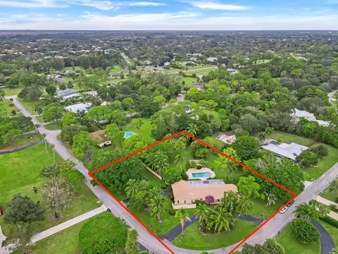 8101 Nashua Dr, Palm Beach Gardens, FL 33418