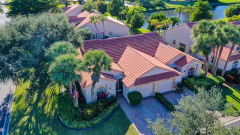 7566 Red Ruby Dr, Delray Beach, FL 33446