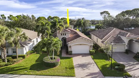 8824 Champions Way, Port Saint Lucie, FL 34986