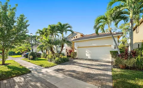 2625 SE Stonebriar Way, Stuart, FL 34997