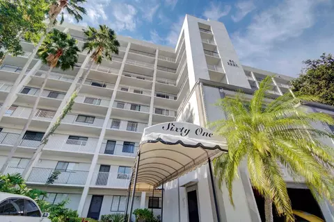 2221 Cypress Is #404, Pompano Beach, FL 33069