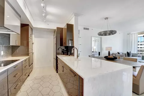 550 Okeechobee #1804, West Palm Beach, FL 33401