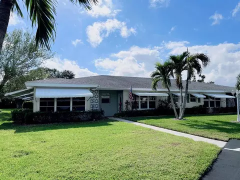 205 Manatee Ln #A, Fort Pierce, FL 34982