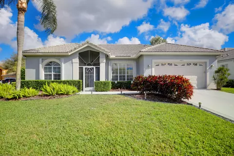 6425 Bridgeport Ln, Lake Worth, FL 33463