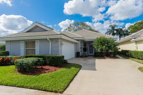 184 NW Bentley Cir, Port Saint Lucie, FL 34986