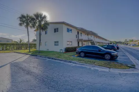650 NW 76th Ter #107, Margate, FL 33063