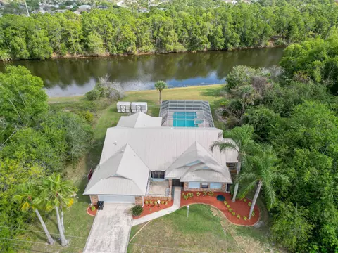 3349 SW Crestview Rd, Port Saint Lucie, FL 34953