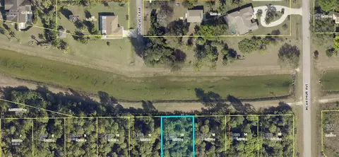 935 Asther St E, Lehigh Acres, FL 33974
