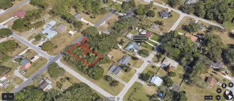 2 Juanita Ave, Fort Pierce, FL 34950