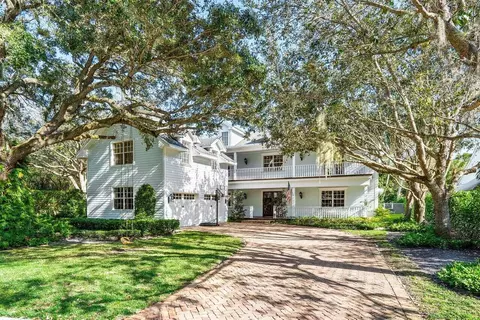 2550 Natures Way, Palm Beach Gardens, FL 33410