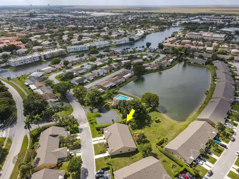 7607 NW 96th Ter, Tamarac, FL 33321