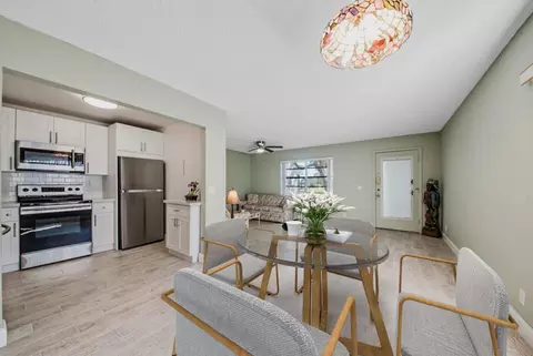 946 Normandy T, Delray Beach, FL 33484