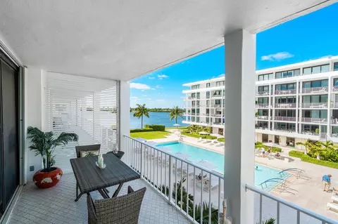 2784 S Ocean #205S, Palm Beach, FL 33480