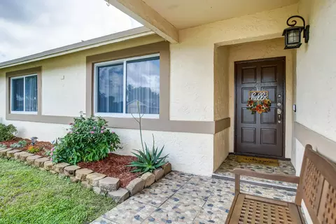 8610 NW 44, Lauderhill, FL 33351