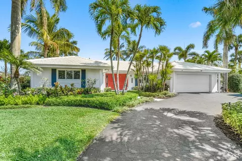 242 Golfview Dr, Tequesta, FL 33469