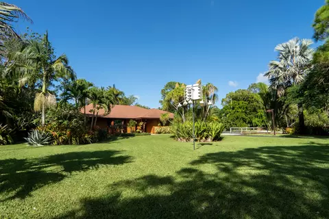 4959 N 123rd Trl N, The Acreage, FL 33411