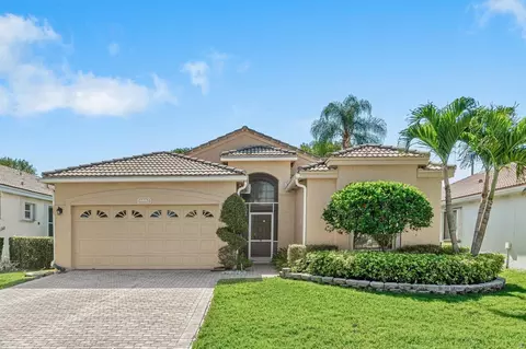 6882 Camille St, Boynton Beach, FL 33437