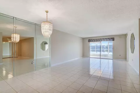 14112 Huntington Pointe #108, Delray Beach, FL 33484