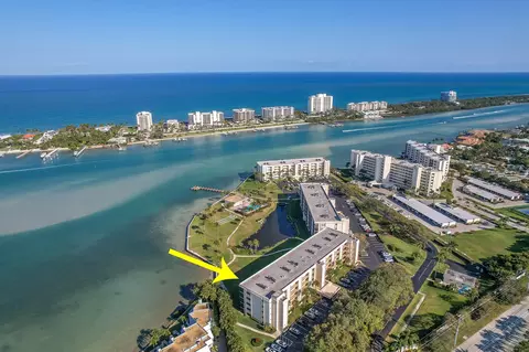 300 Intracoastal Pl #102, Jupiter, FL 33469