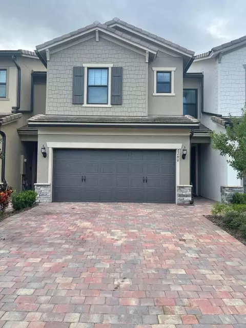 8280 Cadre Noir Rd, Lake Worth, FL 33467
