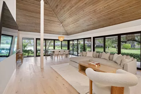 11673 Wimbledon Cir #11673, Wellington, FL 33414