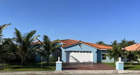 1716 Pierce Dr, Lake Worth Beach, FL 33460