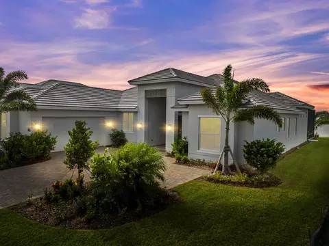 9388 SW Pinnacle Pl N, Port Saint Lucie, FL 34987