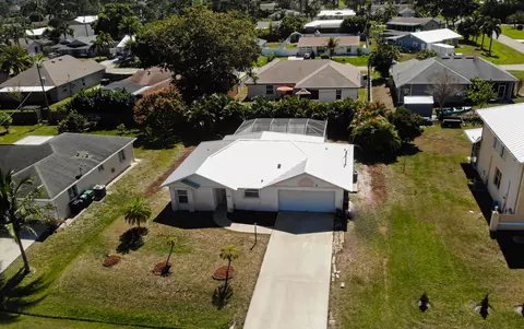 252 SW Ewing, Port Saint Lucie, FL 34983