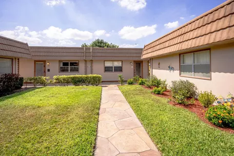 355 Seville O, Delray Beach, FL 33446
