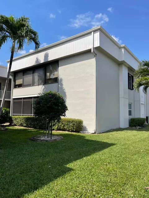 10 Capri A, Delray Beach, FL 33484