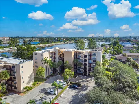 3400 Blue Lk #103, Pompano Beach, FL 33064