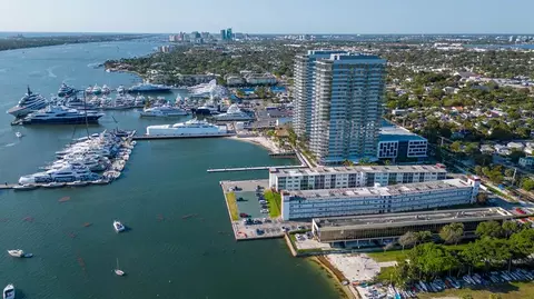 4500 N Flagler Dr #D19, West Palm Beach, FL 33407