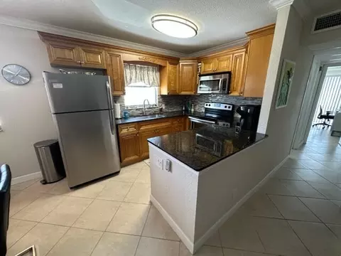 409 Brittany I Dr, Delray Beach, FL 33446