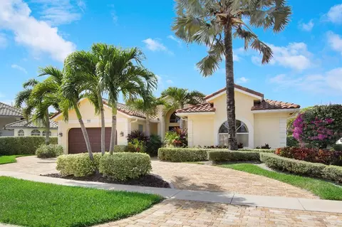 7795 La Corniche Cir, Boca Raton, FL 33433
