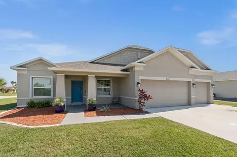 2601 SE Ibis Ave, Port Saint Lucie, FL 34952