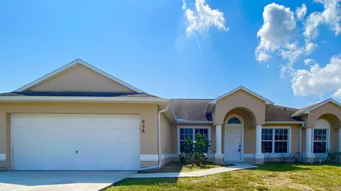 958 SW Mchord, Port Saint Lucie, FL 34953