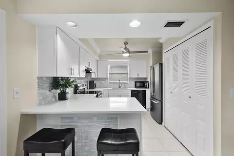 4885 SE Capstan Ave #E-27, Stuart, FL 34997