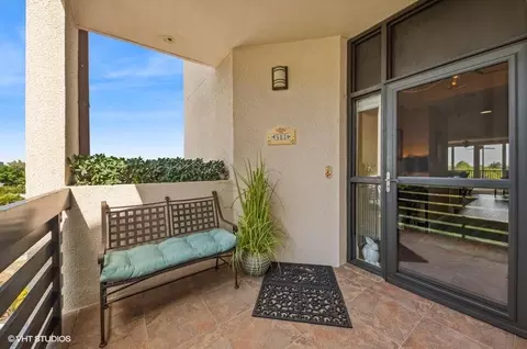 11370 Twelve Oaks #511, North Palm Beach, FL 33408