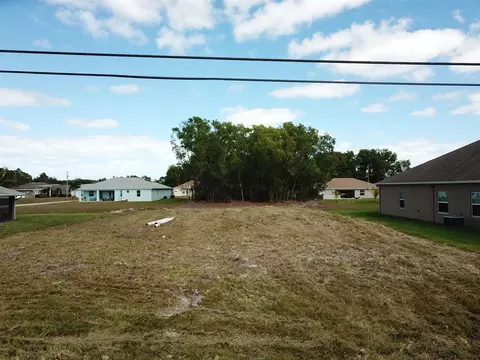 5195 NW Milner Dr, Port St Lucie, FL 34983