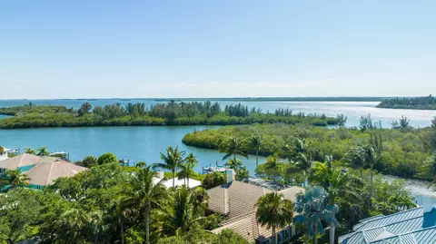 1361 Indian Mound Trl, Vero Beach, FL 32963