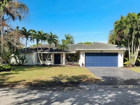 604 NW 99th, Coral Springs, FL 33071