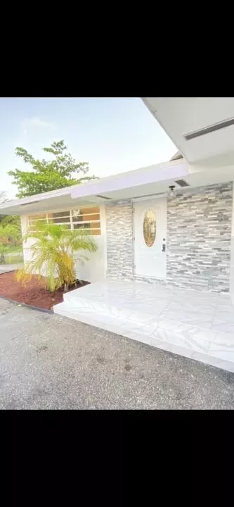 536 Cortez Ln, Delray Beach, FL 33445