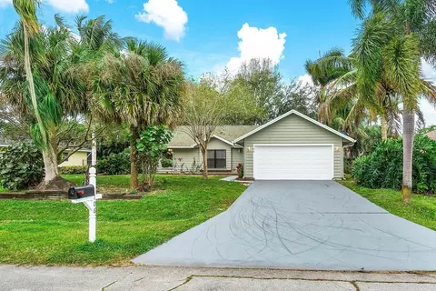 106 SW Airview, Port Saint Lucie, FL 34984