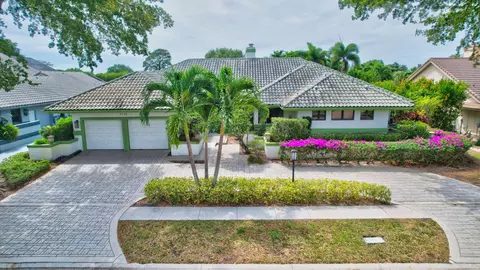 7172 Mandarin Dr, Boca Raton, FL 33433