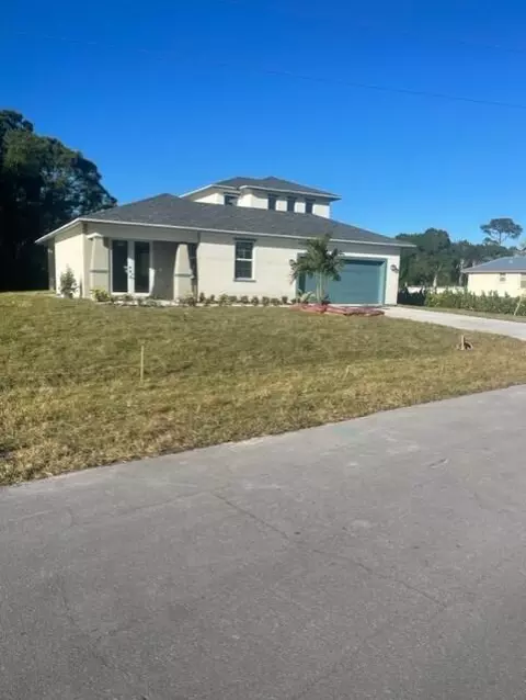 6215 NW Odate Ct, Port Saint Lucie, FL 34983
