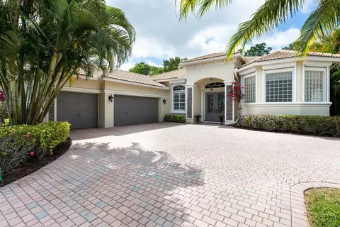 884 SW Bromelia, Stuart, FL 34997 photo 1