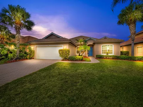 359 NW Sheffield Cir, Port Saint Lucie, FL 34983